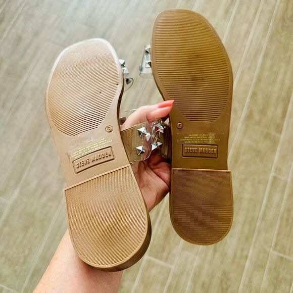 Steve Madden Tan and Silver Studded Slip On Sandals. - Picture 4 of 7